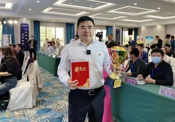 惠農網培訓學員周海龍：外貿商人回鄉養蝦 借力電商在家門口做天下生意