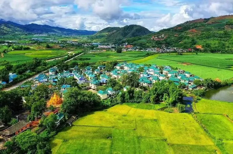 中共中央關(guān)于進(jìn)一步全面深化改革 推進(jìn)中國(guó)式現(xiàn)代化的決定 中共中央關(guān)于進(jìn)一步全面深化改革 推進(jìn)中國(guó)式現(xiàn)代化的決定