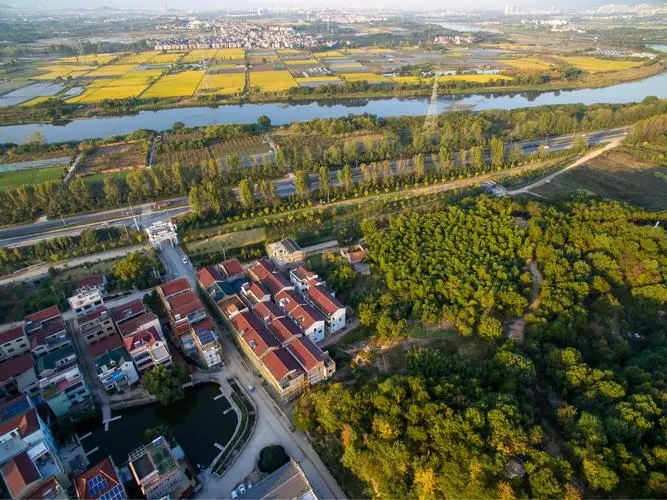 商務(wù)部開展縣域商業(yè)和農(nóng)村電商“領(lǐng)跑縣”等典型案例推薦工作(附《通知》全文) 商務(wù)部開展縣域商業(yè)和農(nóng)村電商“領(lǐng)跑縣”等典型案例推薦工作(附《通知》全文)